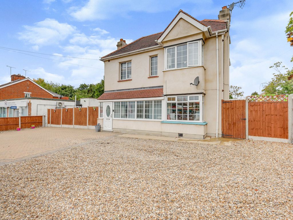 3 bed detached house for sale in High Road, Rayleigh SS6 Zoopla