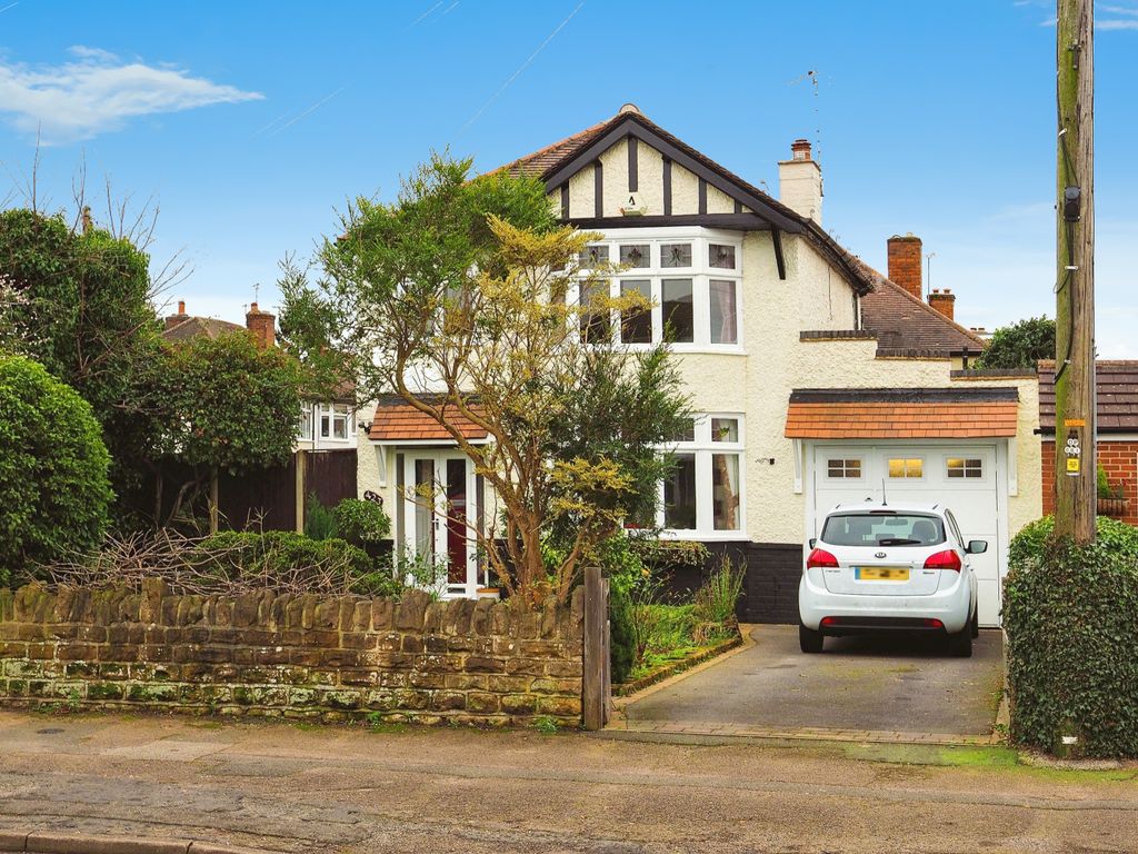 3 bed detached house for sale in High Road, Chilwell, Beeston