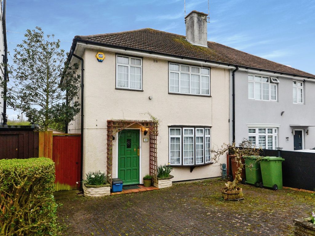 3 bed semidetached house for sale in Sullivan Way, Borehamwood WD6, £