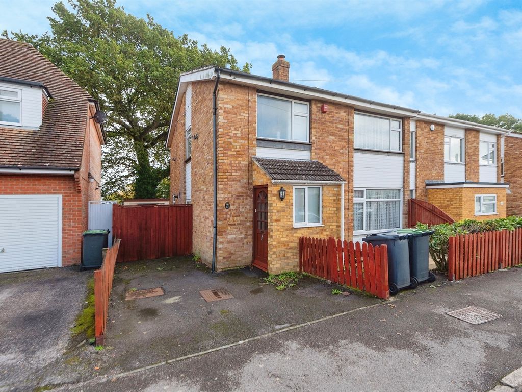 3 bed semidetached house for sale in Beaufort Road, Bedhampton, Havant