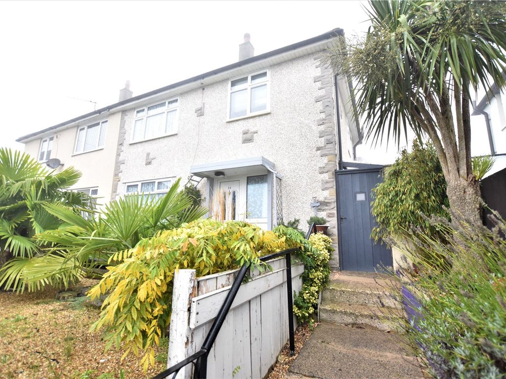 3 bed semidetached house for sale in Mill Green Place, Leeds, West