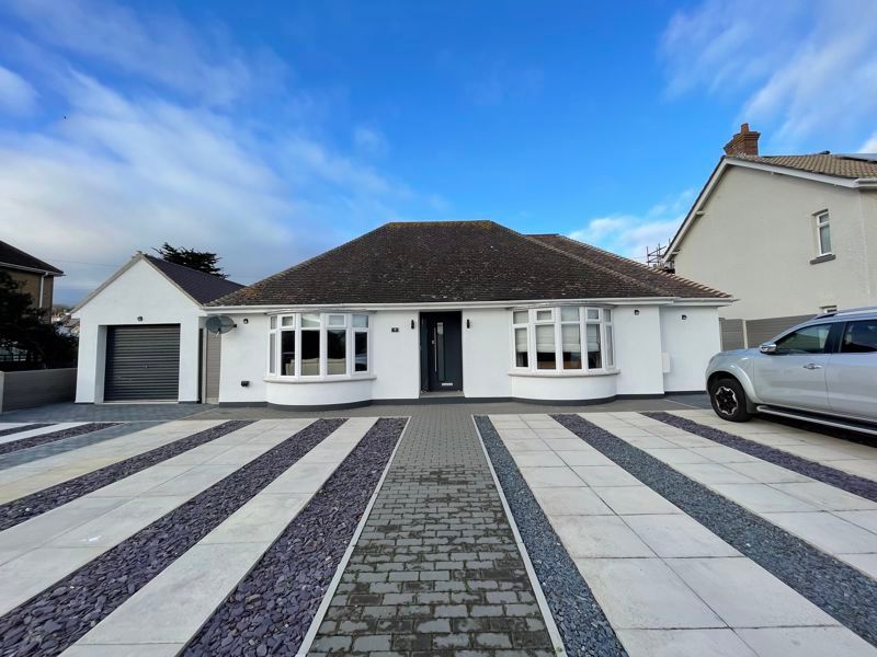 3 bed detached bungalow to rent in Court Lane, Seaton EX12, £1,300 pcm