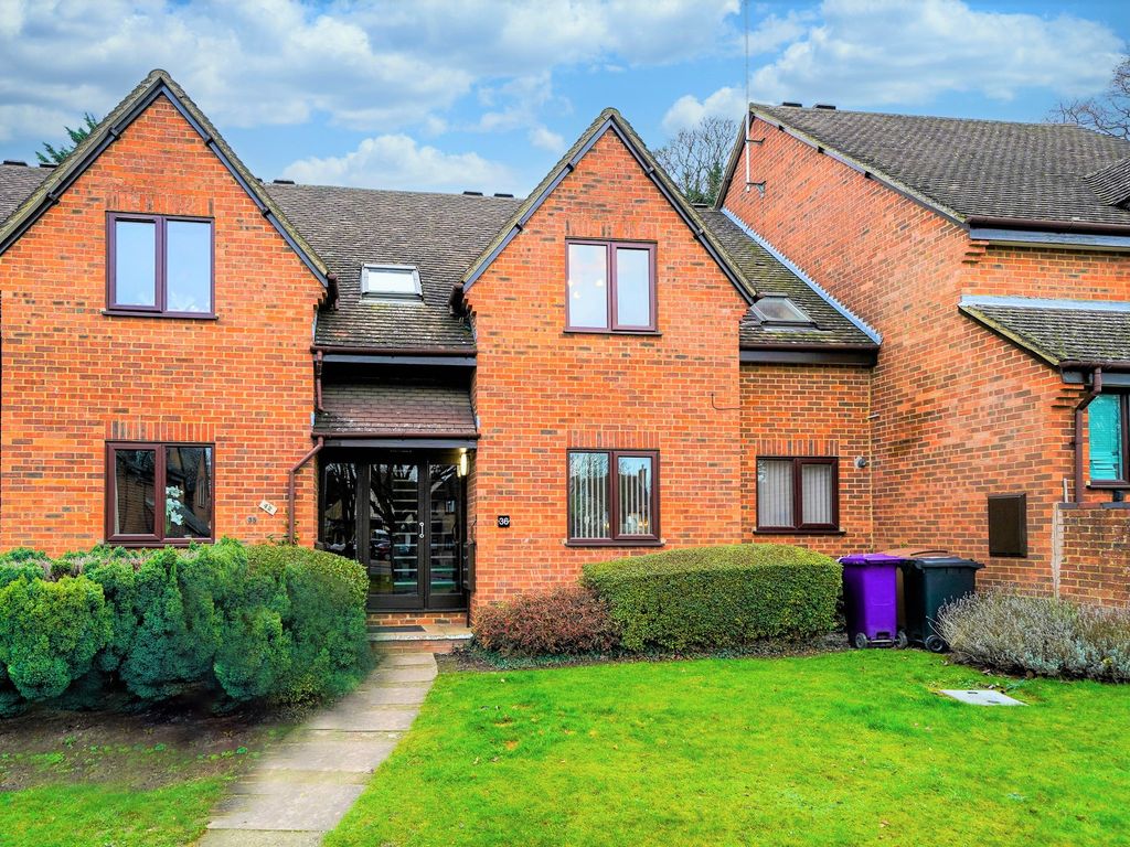 2 bed flat to rent in King James Way, Royston SG8 Zoopla