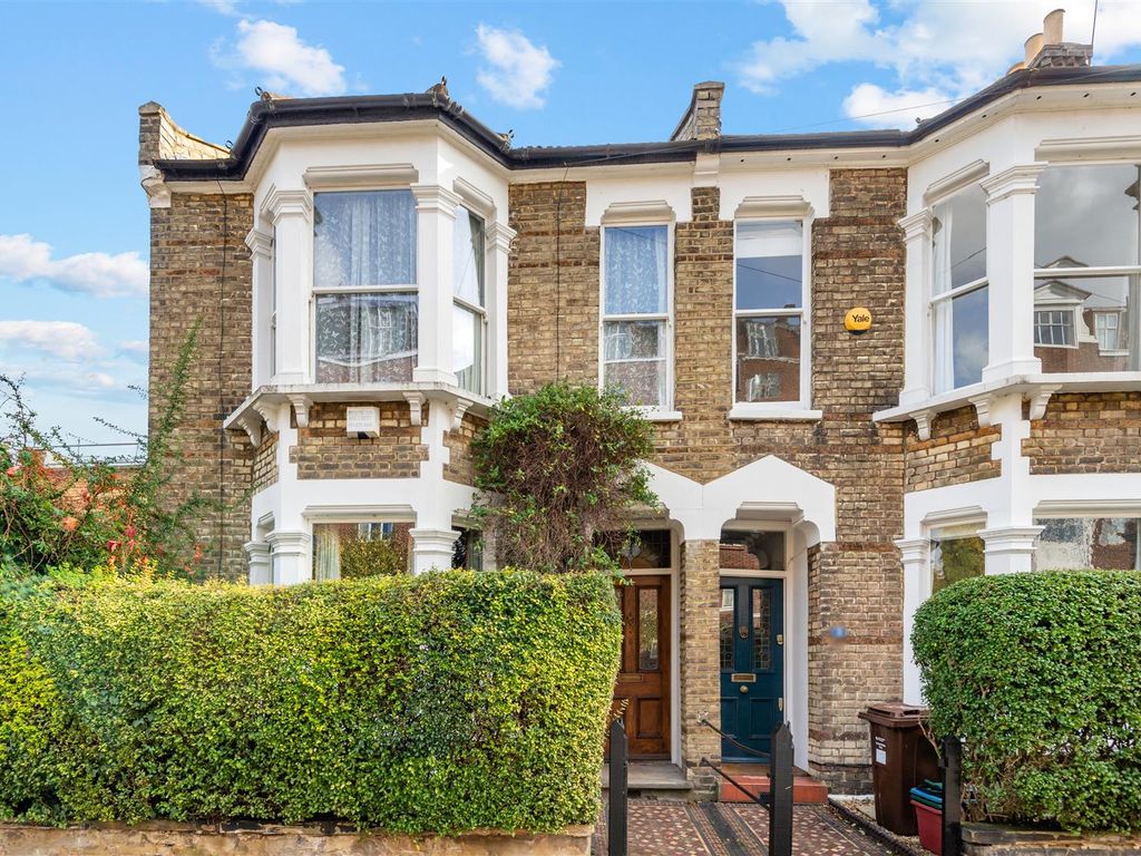 Sutton Lane North, London W4