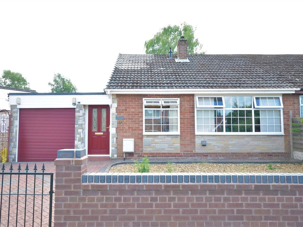 2 bed semidetached bungalow for sale in Westonfields Drive, Longton