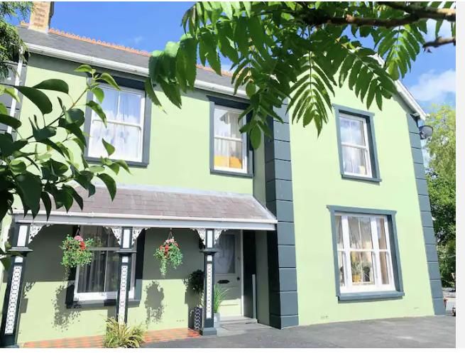 4 bed detached house for sale in Spring Gardens, Whitland SA34, £