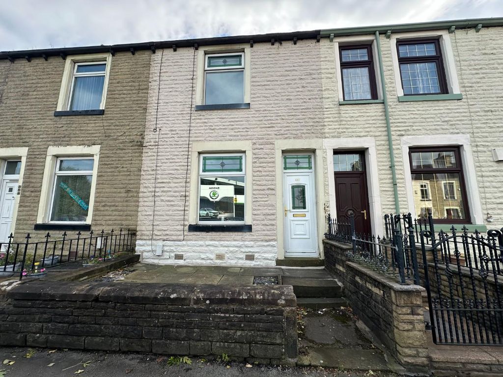 3 bed terraced house for sale in Burnley Road, Colne BB8, £99,950 Zoopla