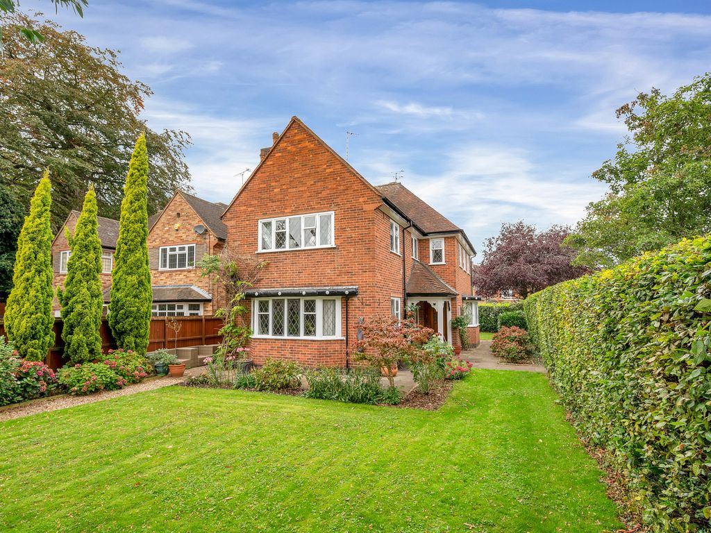 4 bed detached house for sale in Knighton Road, Stoneygate, Leicester