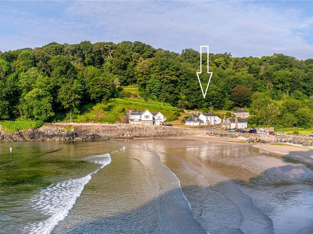 5 bed detached house for sale in Cliff Road, Devon TQ8, £