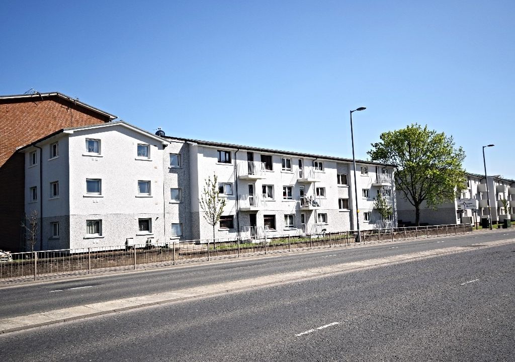2 bed flat to rent in Phillip Square, Ayr, Ayrshire KA8 Zoopla