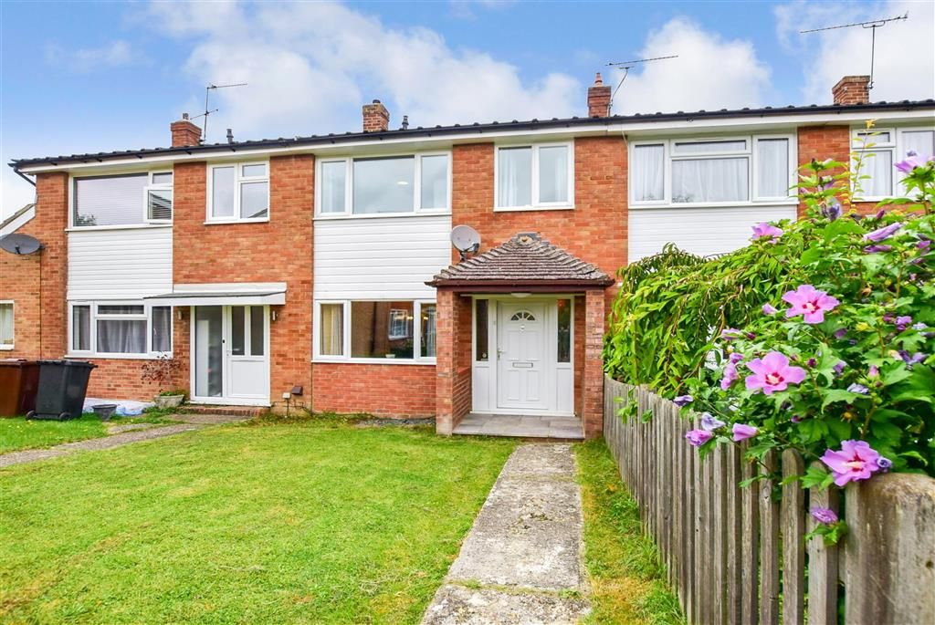 3 bed terraced house for sale in Tomlin Close, Staplehurst, Tonbridge