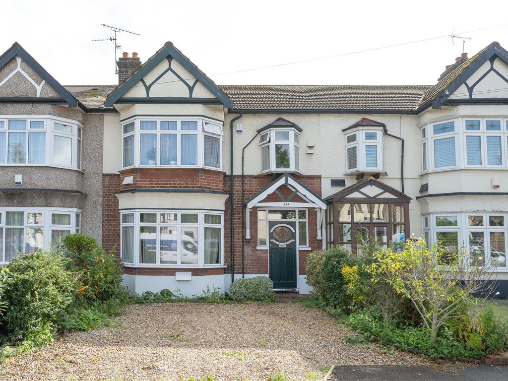 3 bed property for sale in Larkshall Road, London E4, £675,000 Zoopla
