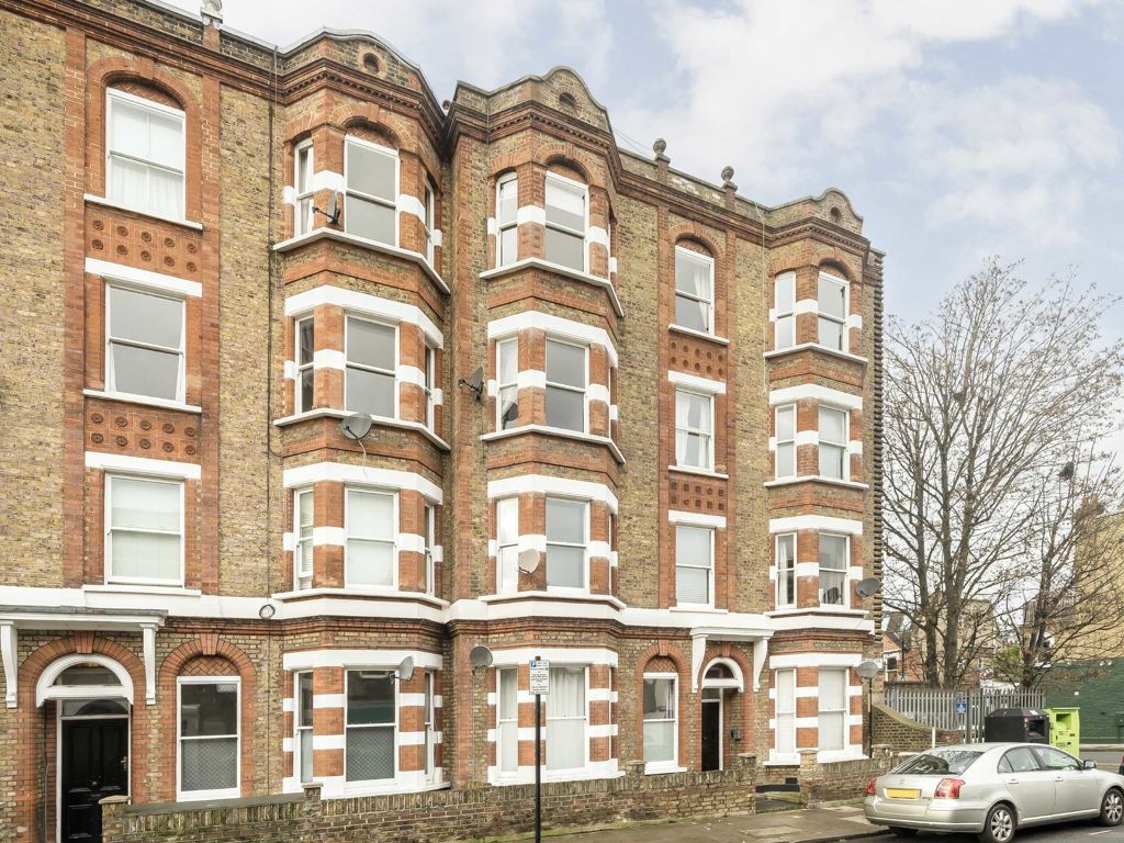 2 bed flat for sale in Munster Road, London SW6, £535,000 Zoopla