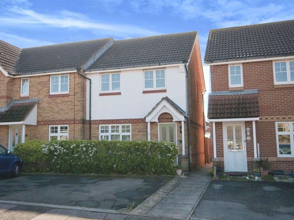 3 bed end terrace house for sale in Solomons Close, Eastbourne BN23