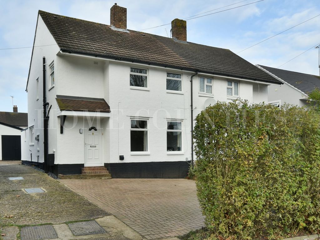 3 bed semidetached house for sale in Dugdale Hill Lane, Potters Bar