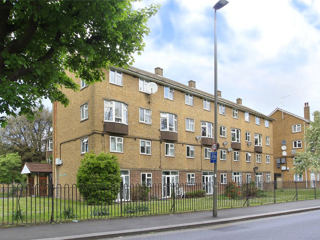 Spencer Park, Wandsworth, London SW18  