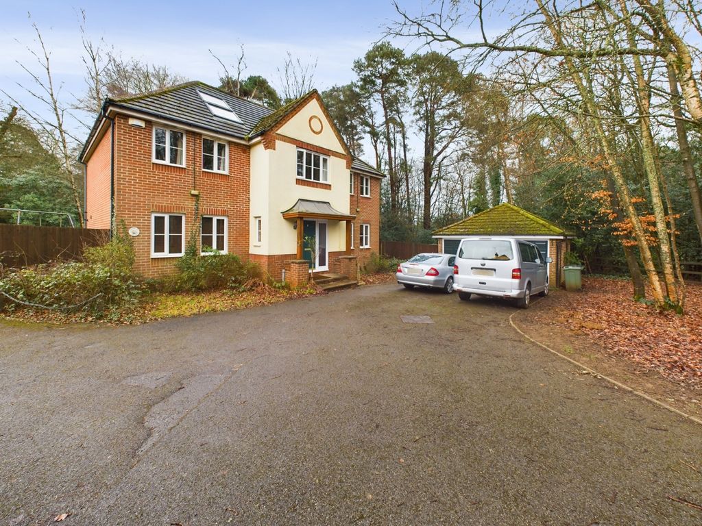 7 bed detached house for sale in Monument Chase, Whitehill, Bordon