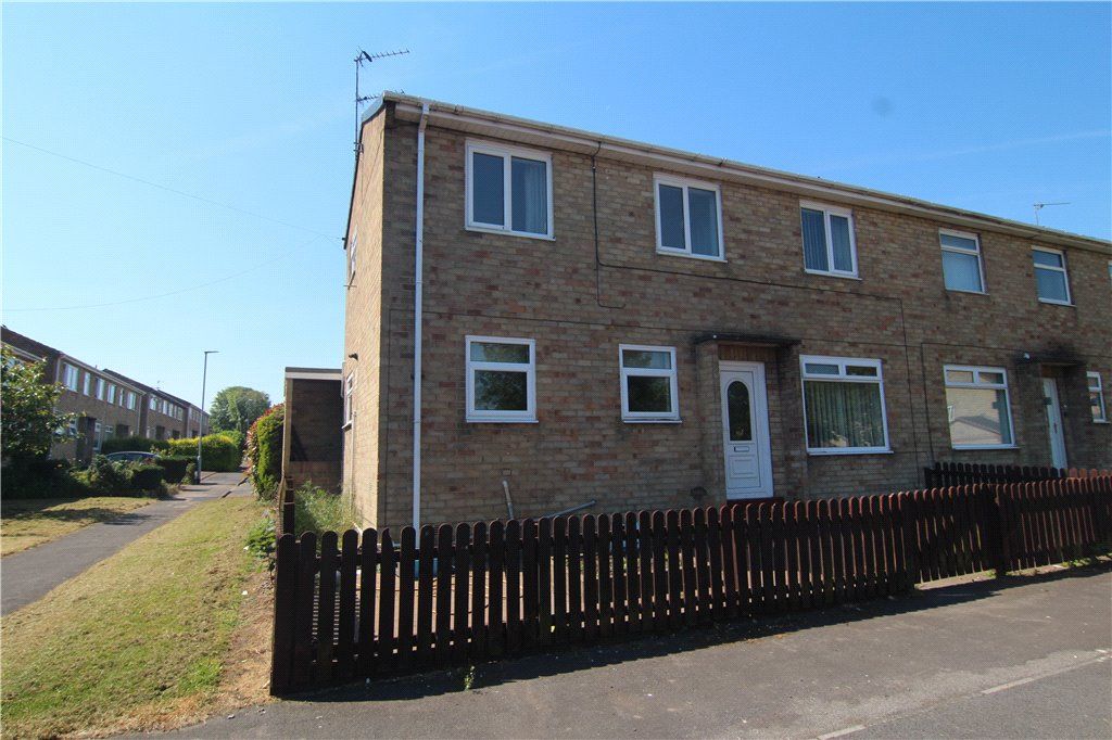 3 bed semidetached house for sale in St Oswalds Square, Pity Me