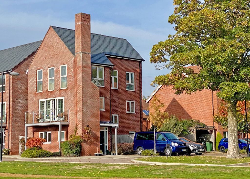 4 bed detached house for sale in Orchard Park, The Forty, Cholsey