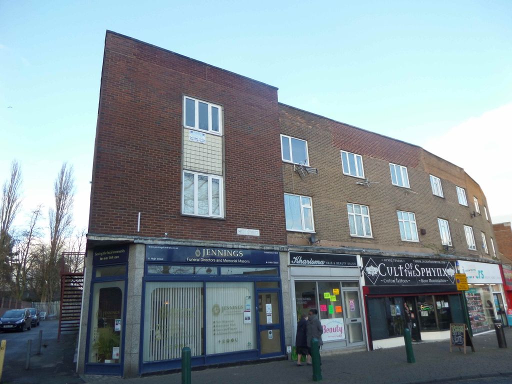 1 bed flat to rent in High Street, Wednesfield, Wolverhampton, West