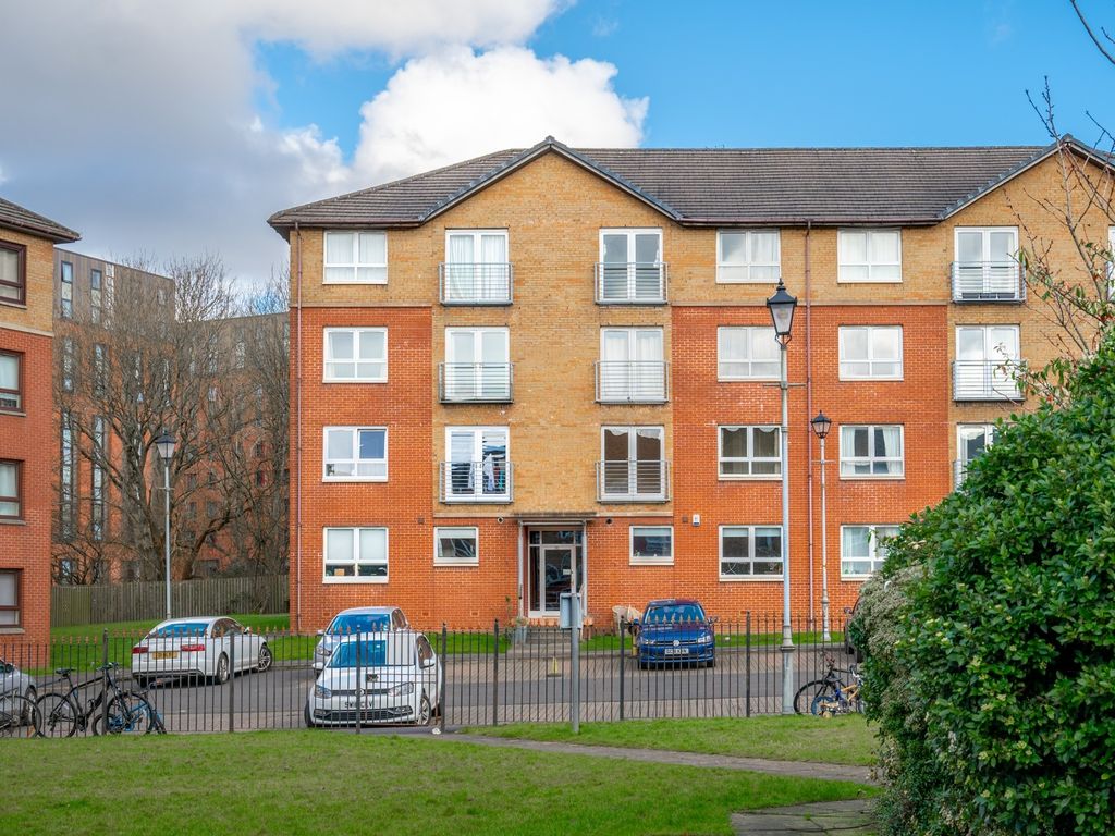 2 bed flat for sale in Ferry Road, Yorkhill, Glasgow G3, £185,000 Zoopla