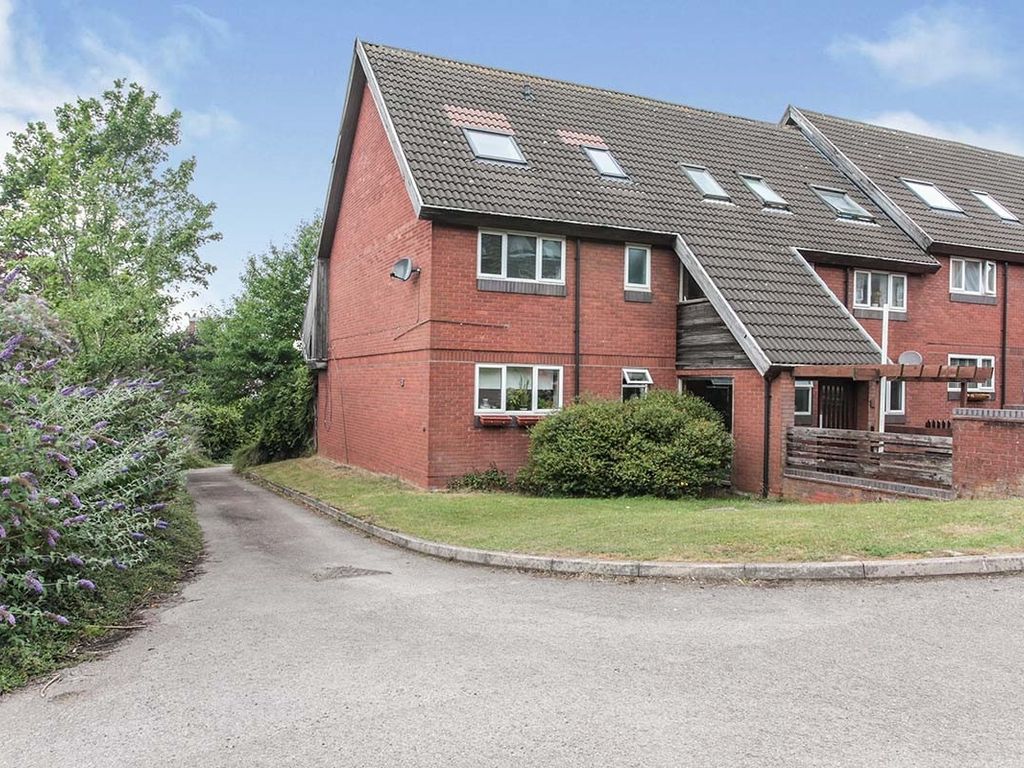 1 bed flat to rent in Clifton Court, Hinckley, Leicestershire LE10 Zoopla