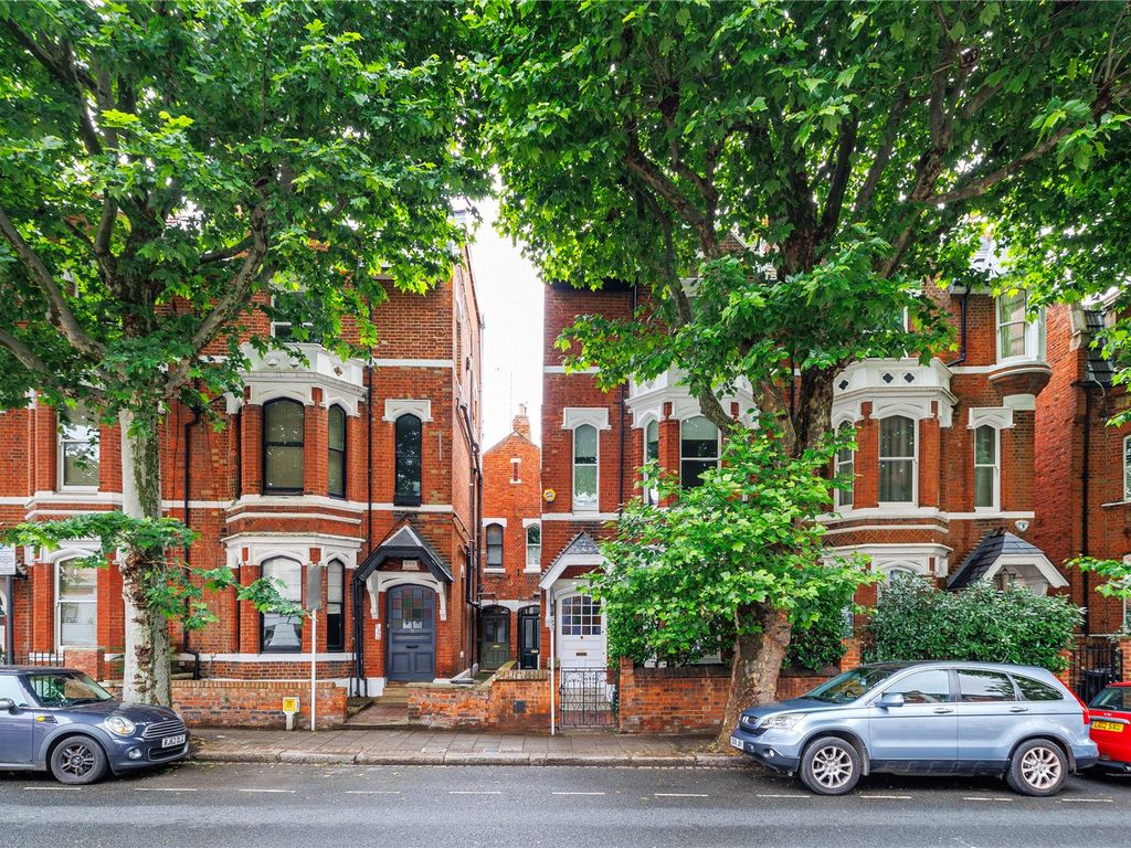 Munster Road, Parsons Green, London SW6  