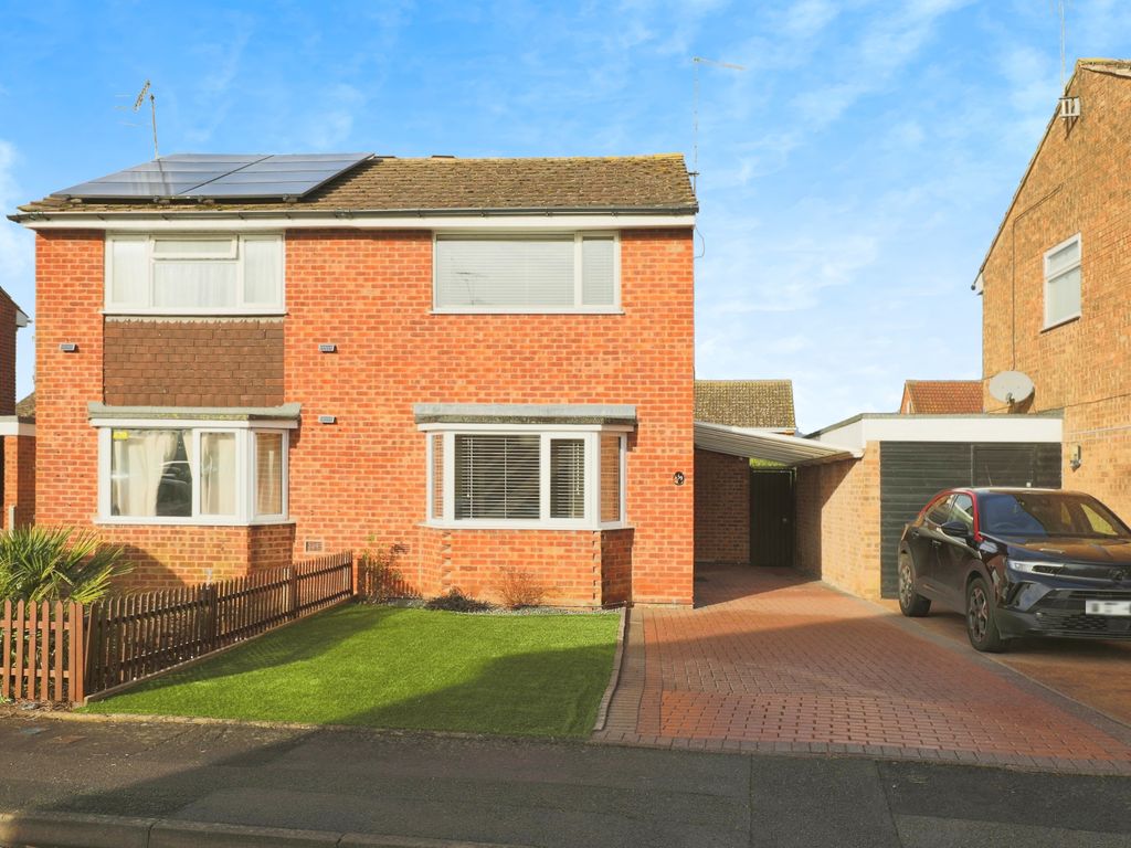 2 bed semidetached house for sale in Digby Road, Evesham WR11, £