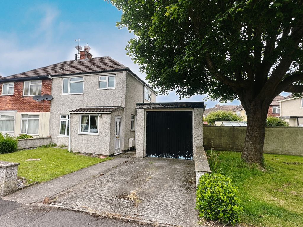 3 bed semidetached house for sale in Wedmore Close, WestonSuperMare