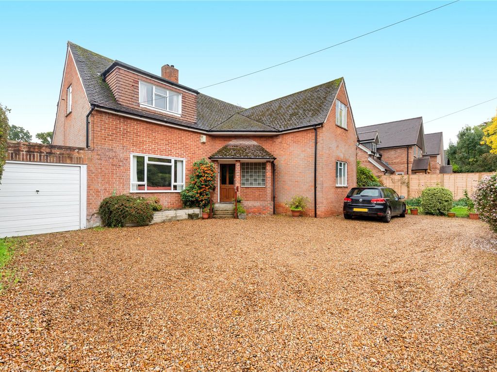 3 bed detached house for sale in Robin Hood Lane, Winnersh, Wokingham