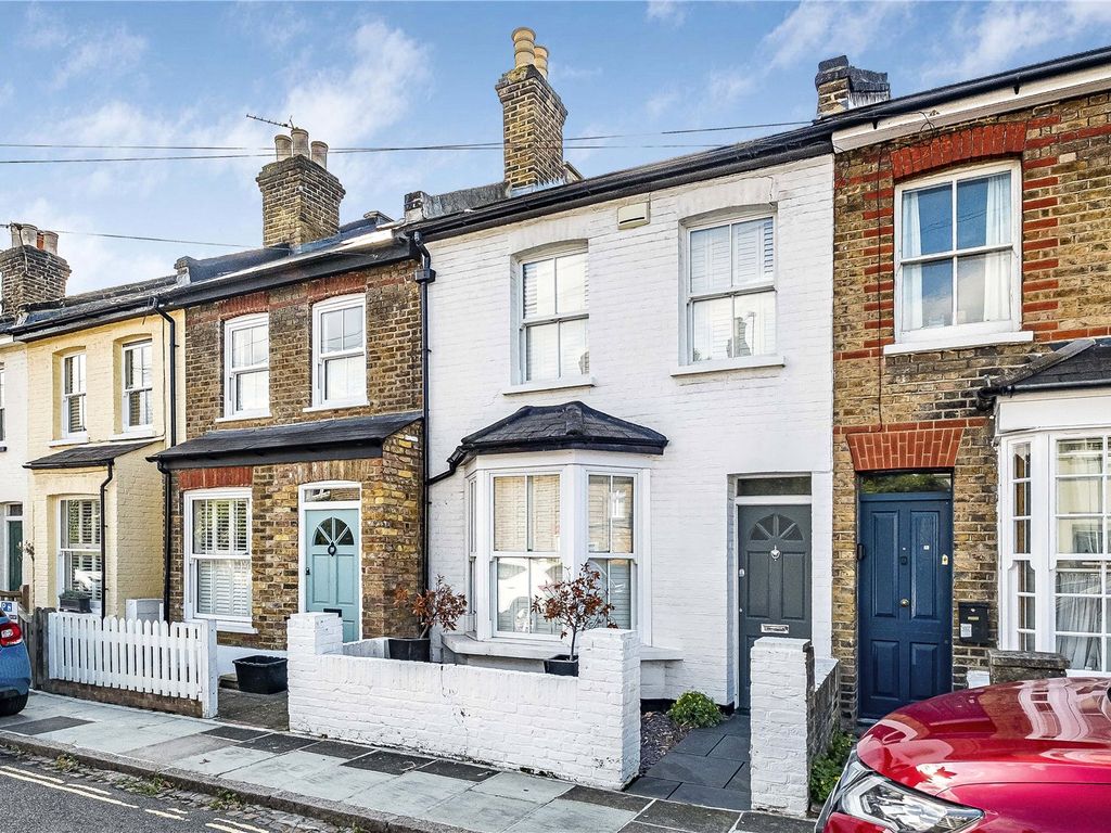 2 bed terraced house for sale in Chestnut Road, Twickenham TW2 Zoopla