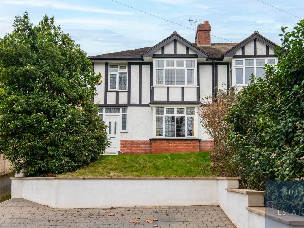 3 bed semidetached house for sale in Honiton Road, Exeter EX1, £