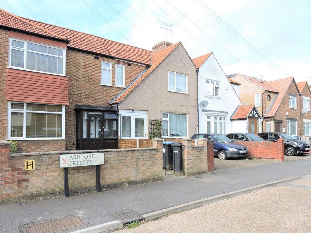 3 bed terraced house for sale in Ashford Crescent, Enfield EN3 Zoopla