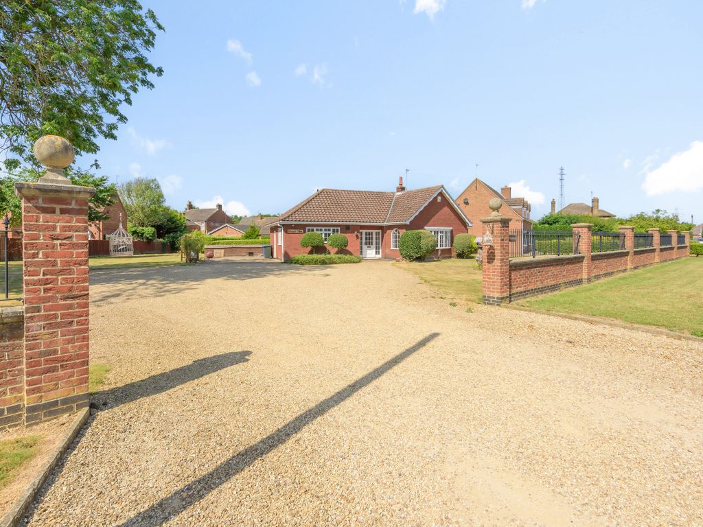 3 bed bungalow for sale in Fishtoft Road, Boston PE21 Zoopla