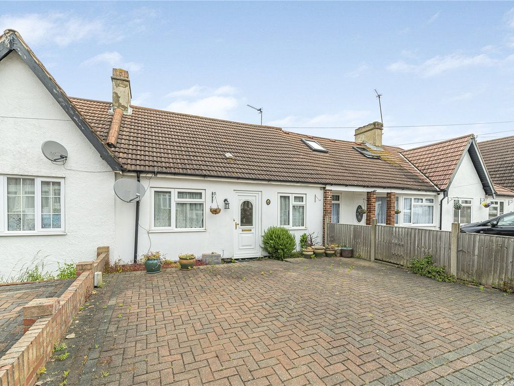 2 bed bungalow for sale in Priory Close, West Dartford, Kent DA1, £