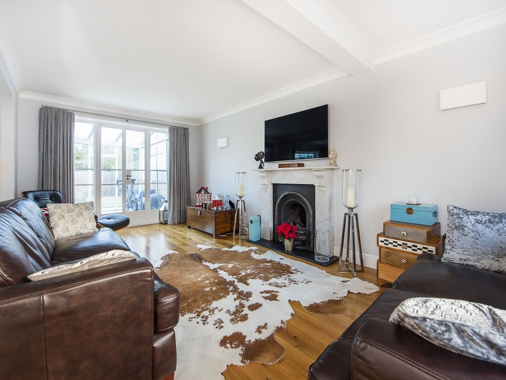 4 bed detached house to rent in Atwood Avenue, Kew, Richmond TW9, £