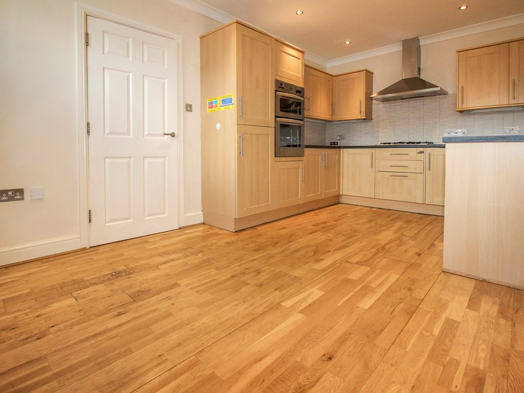 3 bed semidetached house to rent in Surbiton Crescent, Kingston Upon