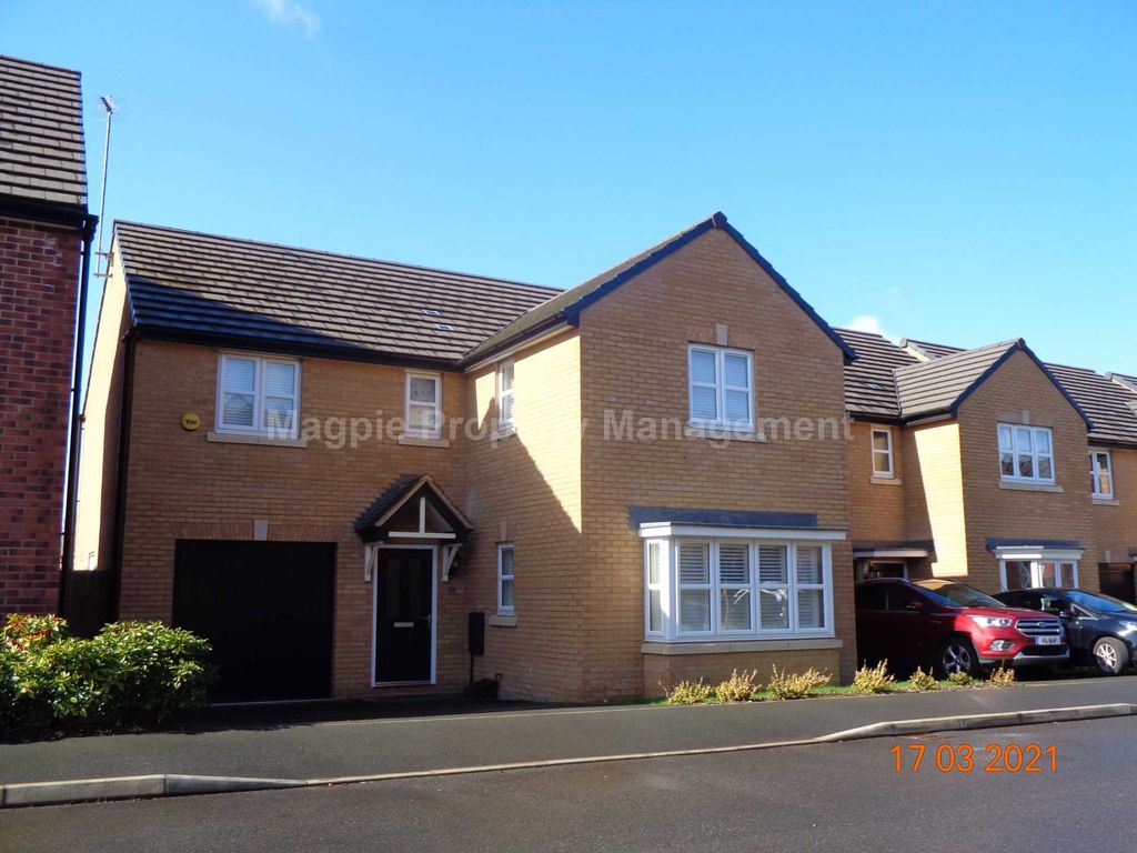 4 bed detached house to rent in Gardenfield, Higham Ferrers, Rushden NN10, £1,650 pcm Zoopla