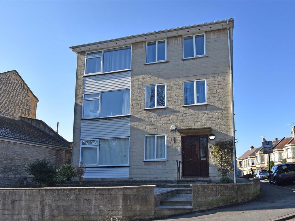 Park Lane, Bath BA1  