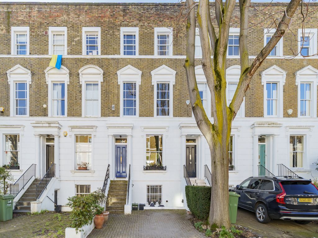 Fentiman Road, Oval SW8  