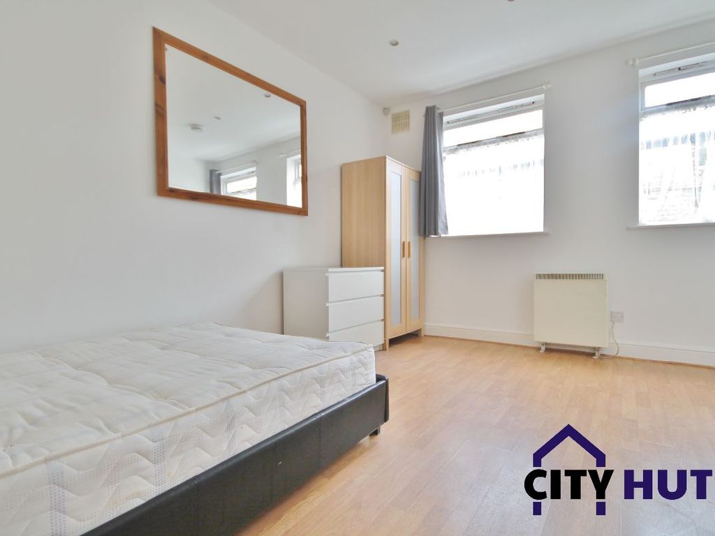 3 bed terraced house to rent in Criterion Mews, London N19 Zoopla