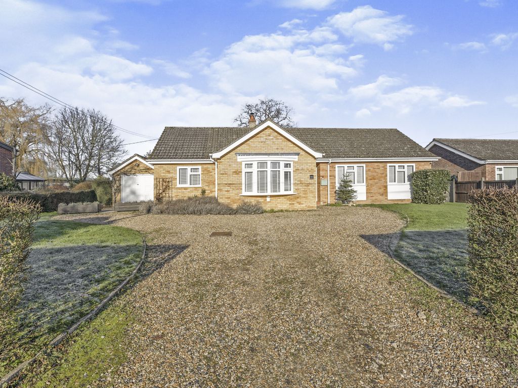 3 bed bungalow for sale in Watton Green, Watton, Thetford IP25 Zoopla