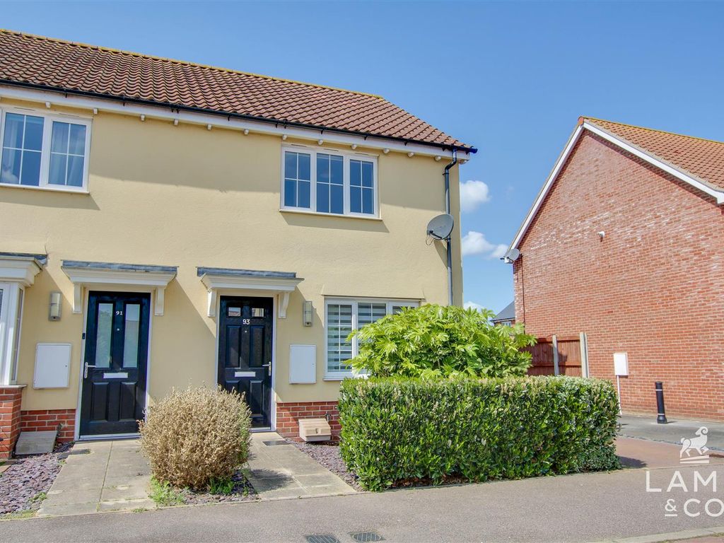 2 bed semidetached house for sale in Legerton Drive, ClactonOnSea CO16 Zoopla