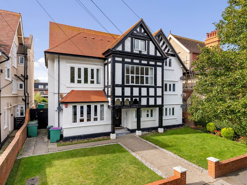 2 bed flat for sale in Grimston Avenue, Folkestone CT20, £250,000 Zoopla