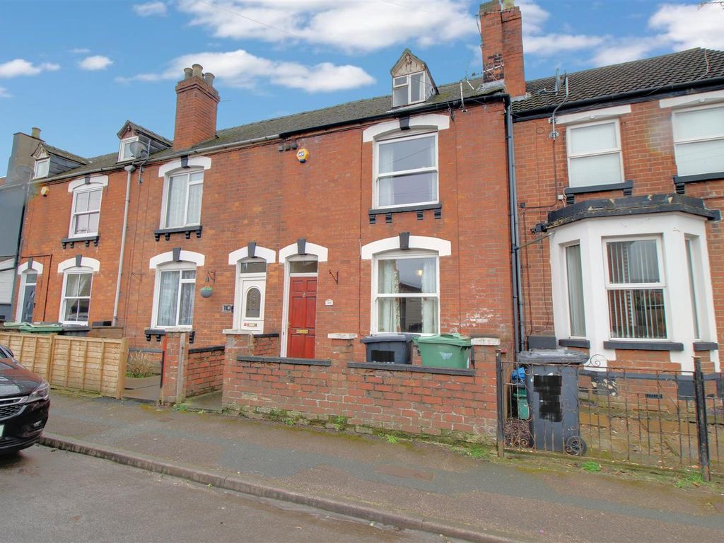 4 bed terraced house for sale in Melbourne Street East, Tredworth, Gloucester GL1 Zoopla