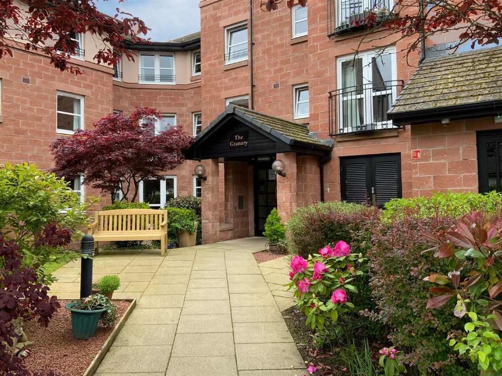 1 bed flat for sale in Glebe Street, Dumfries DG1, £92,000 Zoopla