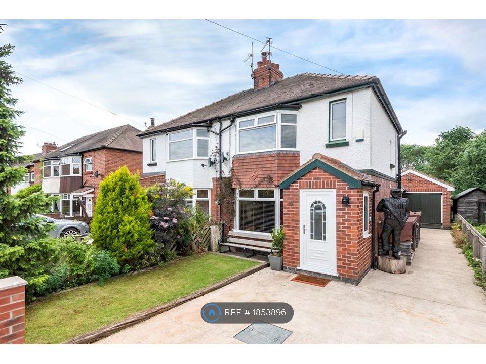 2 bed semidetached house to rent in Whitehouse Dale, York YO24, £1,700