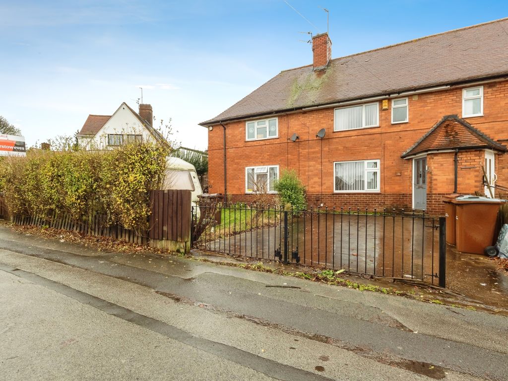 3 bed end terrace house for sale in Bells Lane, Nottingham, Nottinghamshire NG8, £155,000 Zoopla