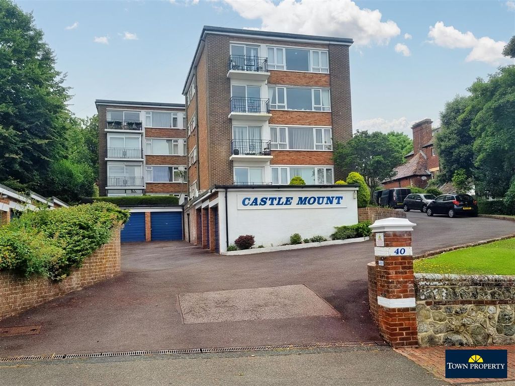 2 bed flat for sale in Carlisle Road, Eastbourne BN20 Zoopla
