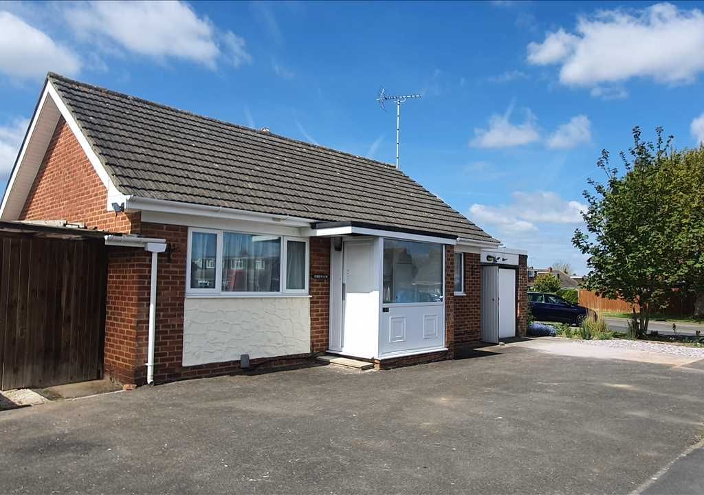 3 bed bungalow for sale in Road, Wroughton, Swindon SN4 Zoopla